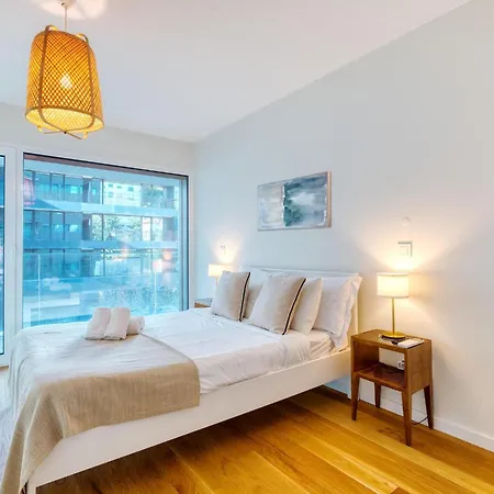 Portucale ! Benfica Lux Garden * リスボン