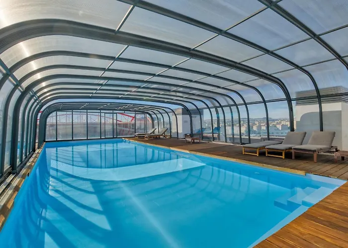 Portucale ! Benfica Lux Garden Lisboa